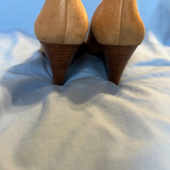 Jessica Simpson Wedge Pumps - Picture 4 of 5